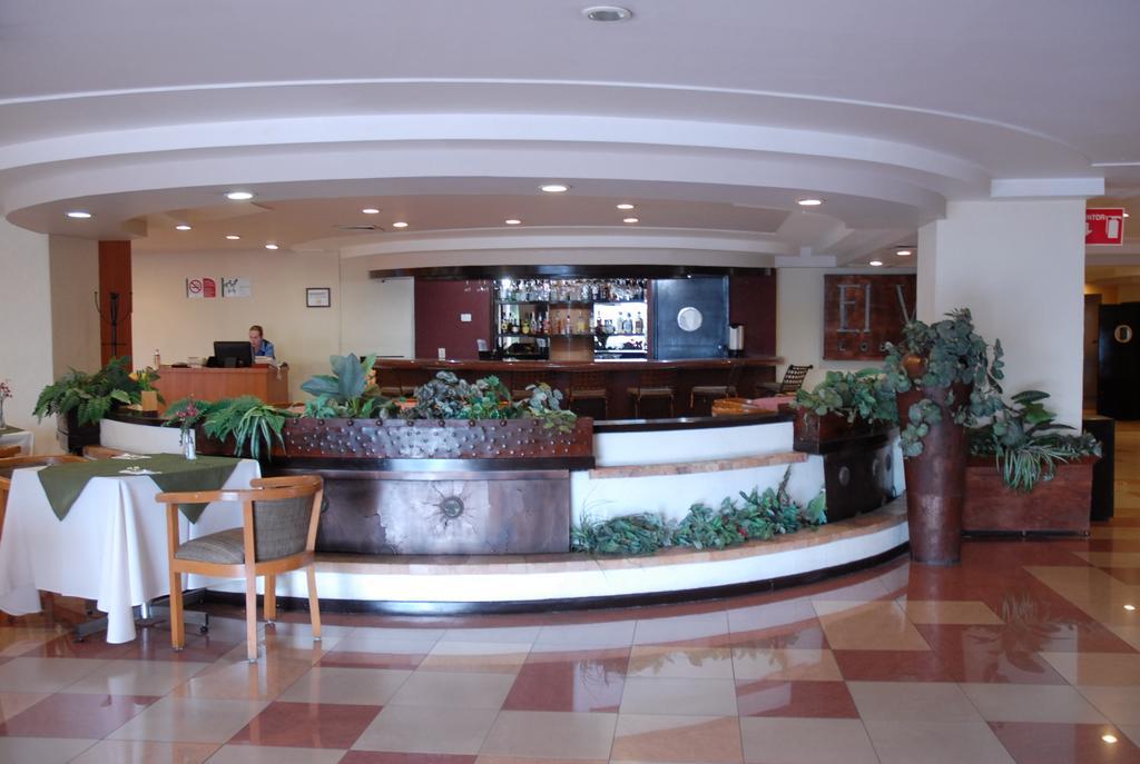 מלון Aranzazu Plaza Kristal אגואסקליינטס מראה חיצוני תמונה